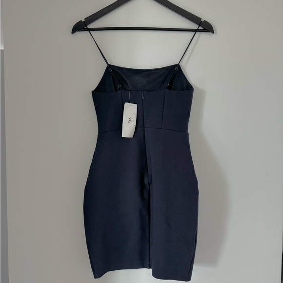 ASTR The Label Navy Mini Dress NWT - Picture 2 of 3